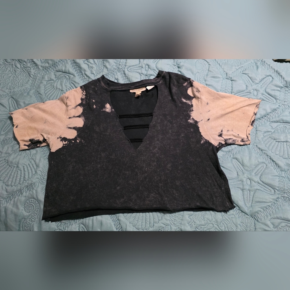 Gilded Intent Black and Cream Short Sleeve Tee